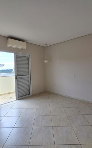 Casa de condomínio para alugar com 312m², 3 quartos e 4 vagas Casa de condomínio para alugar com 312m², 3 quartos e 4 vagasQuarto