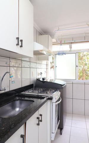 Apartamento à venda com 43m², 2 quartos e 1 vagaCozinha e Área de Serviço