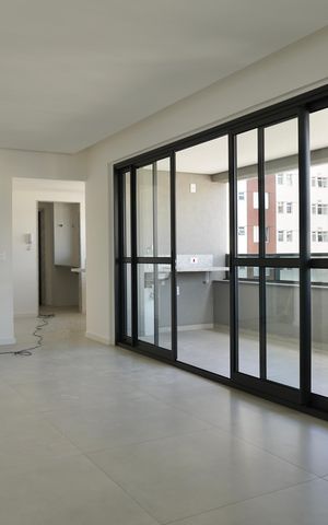 Apartamento à venda com 158m², 4 quartos e 3 vagas Apartamento à venda com 158m², 4 quartos e 3 vagasSala