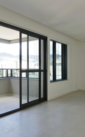 Apartamento à venda com 158m², 4 quartos e 3 vagasSala 