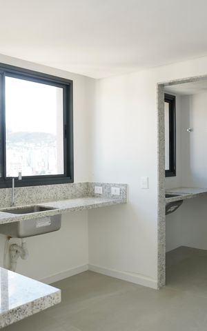Apartamento à venda com 158m², 4 quartos e 3 vagasCozinha 