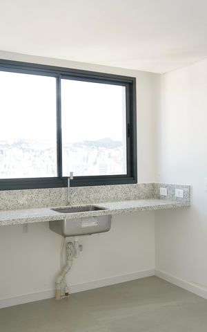 Apartamento à venda com 158m², 4 quartos e 3 vagasCozinha 