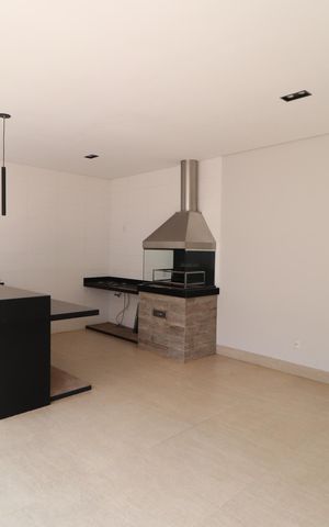 Casa para alugar com 360m², 3 quartos e 4 vagasVaranda gourmet