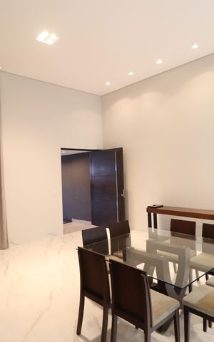 Casa para alugar com 360m², 3 quartos e 4 vagasSala