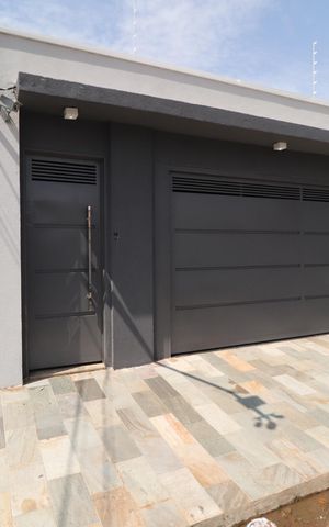 Casa para alugar com 360m², 3 quartos e 4 vagasFachada
