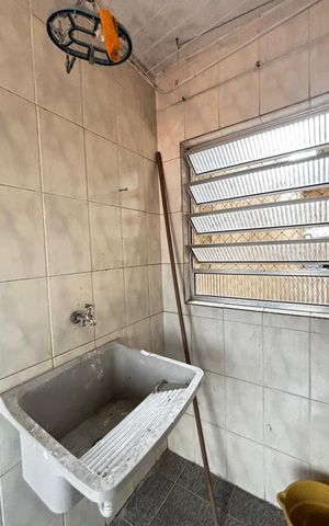 Casa para alugar com 80m², 2 quartos e 1 vaga Casa para alugar com 80m², 2 quartos e 1 vagaÁrea de Serviço