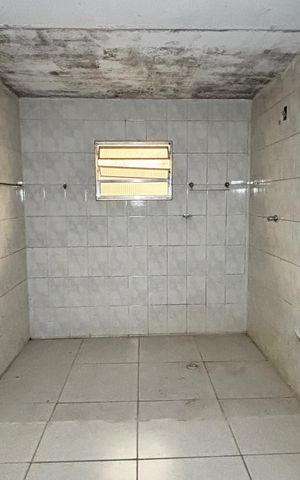 Casa para alugar com 80m², 2 quartos e 1 vaga Casa para alugar com 80m², 2 quartos e 1 vagaBanheiro