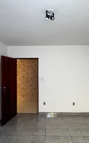 Casa para alugar com 80m², 2 quartos e 1 vaga Casa para alugar com 80m², 2 quartos e 1 vagaQuarto 1