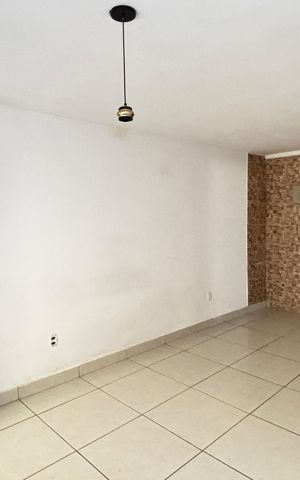 Casa para alugar com 80m², 2 quartos e 1 vaga Casa para alugar com 80m², 2 quartos e 1 vagaSala