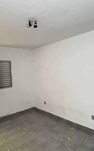 Casa para alugar com 80m², 2 quartos e 1 vaga Casa para alugar com 80m², 2 quartos e 1 vagaQuarto 2
