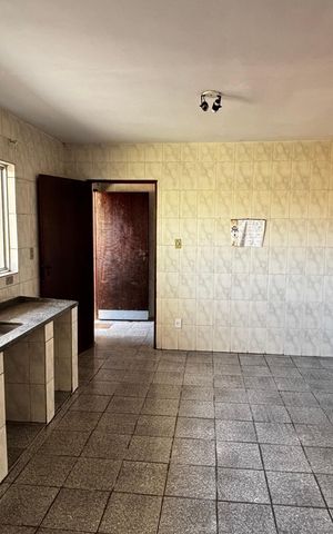 Casa para alugar com 80m², 2 quartos e 1 vaga Casa para alugar com 80m², 2 quartos e 1 vagaCozinha