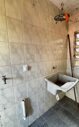 Casa para alugar com 80m², 2 quartos e 1 vaga Casa para alugar com 80m², 2 quartos e 1 vagaÁrea de Serviço