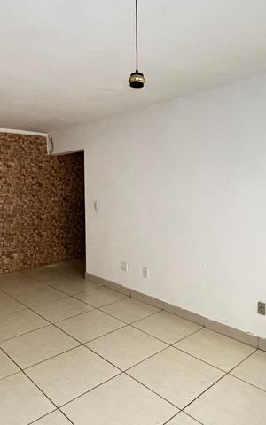 Casa para alugar com 80m², 2 quartos e 1 vaga Casa para alugar com 80m², 2 quartos e 1 vagaSala