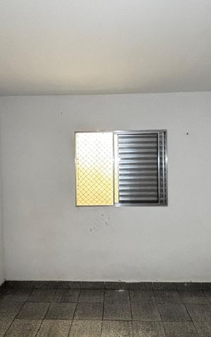 Casa para alugar com 80m², 2 quartos e 1 vaga Casa para alugar com 80m², 2 quartos e 1 vagaQuarto 1