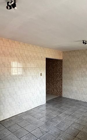 Casa para alugar com 80m², 2 quartos e 1 vaga Casa para alugar com 80m², 2 quartos e 1 vagaCozinha