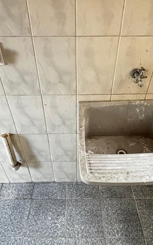 Casa para alugar com 80m², 2 quartos e 1 vaga Casa para alugar com 80m², 2 quartos e 1 vagaÁrea de Serviço