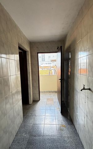 Casa para alugar com 80m², 2 quartos e 1 vaga Casa para alugar com 80m², 2 quartos e 1 vagaÁrea de Serviço