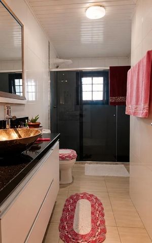 Casa para alugar com 242m², 4 quartos e 2 vagas Casa para alugar com 242m², 4 quartos e 2 vagasBanheiro 3