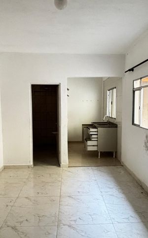 Casa para alugar com 40m², 2 quartos e sem vaga Casa para alugar com 40m², 2 quartos e sem vagaQuarto