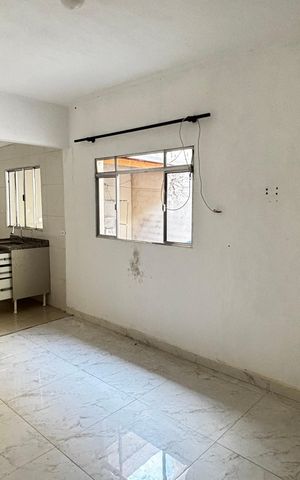 Casa para alugar com 40m², 2 quartos e sem vaga Casa para alugar com 40m², 2 quartos e sem vagaQuarto