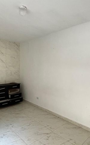 Casa para alugar com 40m², 2 quartos e sem vaga Casa para alugar com 40m², 2 quartos e sem vagaQuarto