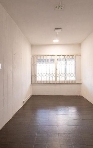 Casa à venda com 600m², 5 quartos e sem vaga Casa à venda com 600m², 5 quartos e sem vagaSala 1