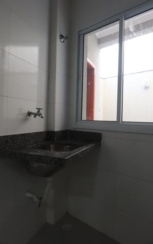 Apartamento para alugar com 55m², 2 quartos e sem vagaCozinha e Área de Serviço