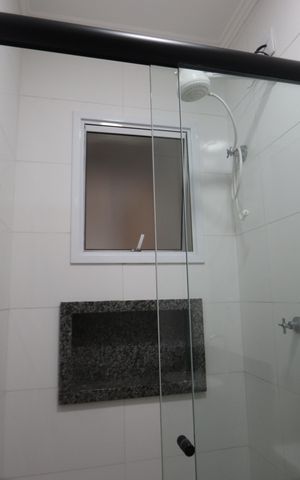 Apartamento para alugar com 55m², 2 quartos e sem vagaBanheiro