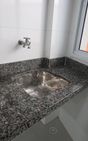 Apartamento para alugar com 55m², 2 quartos e sem vagaCozinha e Área de Serviço