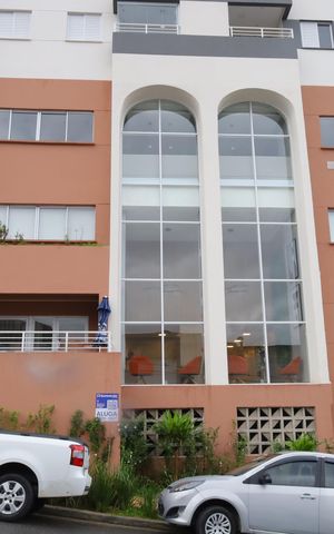 Apartamento para alugar com 42m², 2 quartos e 1 vagaPlaca GRANDE instalada na fachada do condomínio, dia 05.09.2026 - Código da placa: GOAV-119