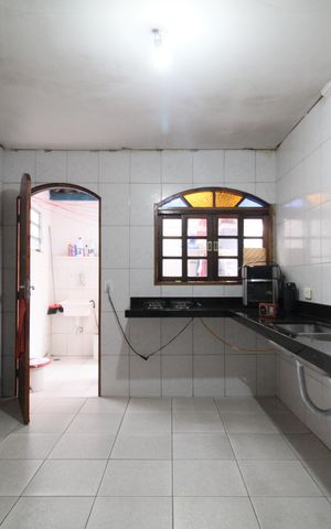 Casa à venda com 150m², 2 quartos e 2 vagasCozinha