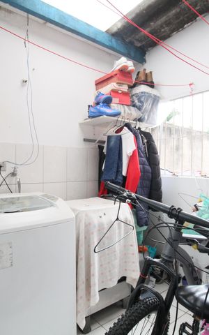 Casa à venda com 150m², 2 quartos e 2 vagasÁrea de Serviço