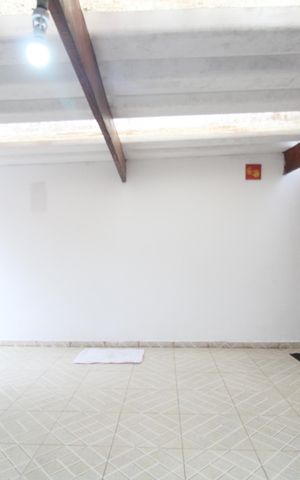 Casa à venda com 150m², 2 quartos e 2 vagasGaragem