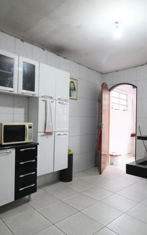 Casa à venda com 150m², 2 quartos e 2 vagasCozinha