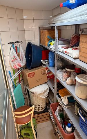 Apartamento à venda com 93m², 2 quartos e 2 vagasDespensa