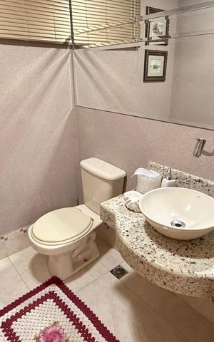 Apartamento à venda com 93m², 2 quartos e 2 vagasLavabo