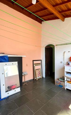 Casa à venda com 168m², 3 quartos e 5 vagas Casa à venda com 168m², 3 quartos e 5 vagasDespensa