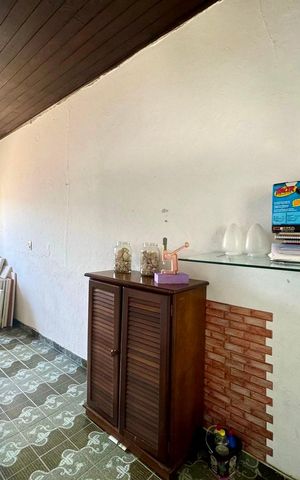 Casa à venda com 168m², 3 quartos e 5 vagas Casa à venda com 168m², 3 quartos e 5 vagasCloset
