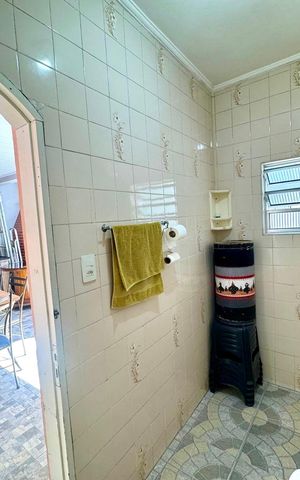 Casa à venda com 168m², 3 quartos e 5 vagas Casa à venda com 168m², 3 quartos e 5 vagasBanheiro 3