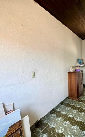 Casa à venda com 168m², 3 quartos e 5 vagas Casa à venda com 168m², 3 quartos e 5 vagasCloset