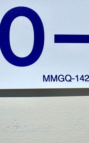 Casa à venda com 168m², 3 quartos e 5 vagas Casa à venda com 168m², 3 quartos e 5 vagasCódigo da placa MMGQ-1421