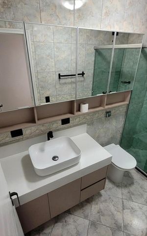 Casa à venda com 180m², 3 quartos e 3 vagas