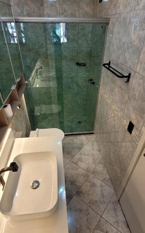 Casa à venda com 180m², 3 quartos e 3 vagas