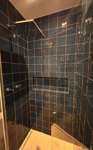 Apartamento para alugar com 53m², 1 quarto e 2 vagas Apartamento para alugar com 53m², 1 quarto e 2 vagasBanheiro suíte