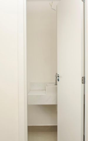 Apartamento à venda com 92m², 4 quartos e 2 vagas Apartamento à venda com 92m², 4 quartos e 2 vagasLavabo