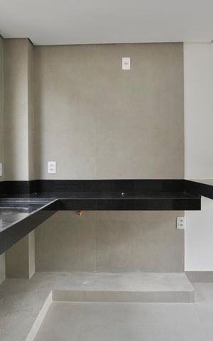 Apartamento à venda com 92m², 4 quartos e 2 vagas Apartamento à venda com 92m², 4 quartos e 2 vagasCozinha e Área de Serviço