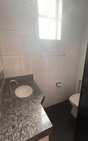Apartamento para alugar com 100m², 3 quartos e 2 vagas Apartamento para alugar com 100m², 3 quartos e 2 vagasBanheiro