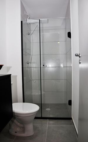 Apartamento para alugar com 33m², 2 quartos e sem vaga Apartamento para alugar com 33m², 2 quartos e sem vagaDetalhe - Banheiro Social