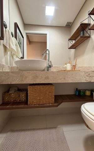 Apartamento à venda com 155m², 3 quartos e 3 vagas Apartamento à venda com 155m², 3 quartos e 3 vagasLavabo
