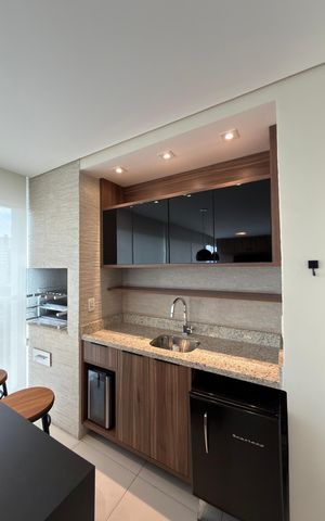 Apartamento à venda com 155m², 3 quartos e 3 vagas Apartamento à venda com 155m², 3 quartos e 3 vagasVaranda gourmet